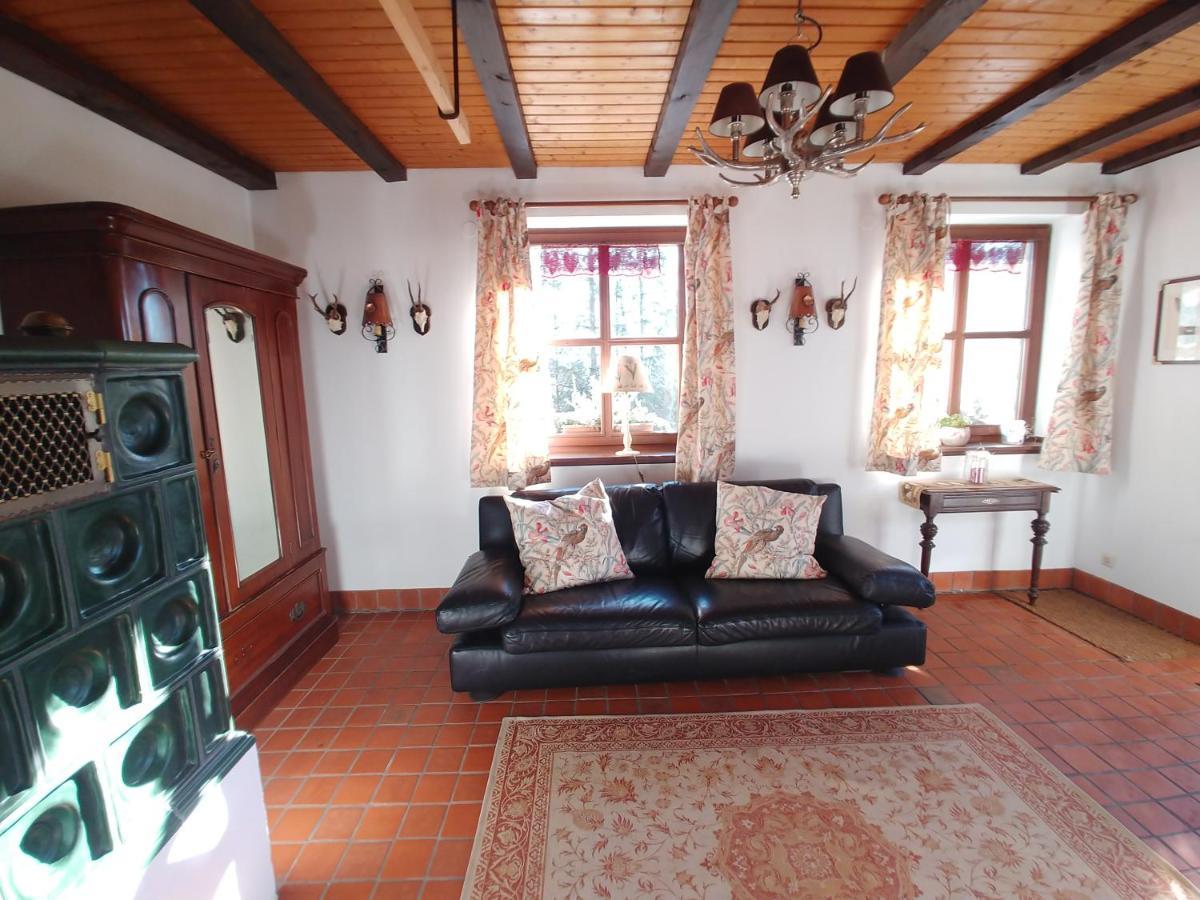 Jagdhaus In Der Rhoen In Voelliger Alleinlage Gersfeld Exterior photo